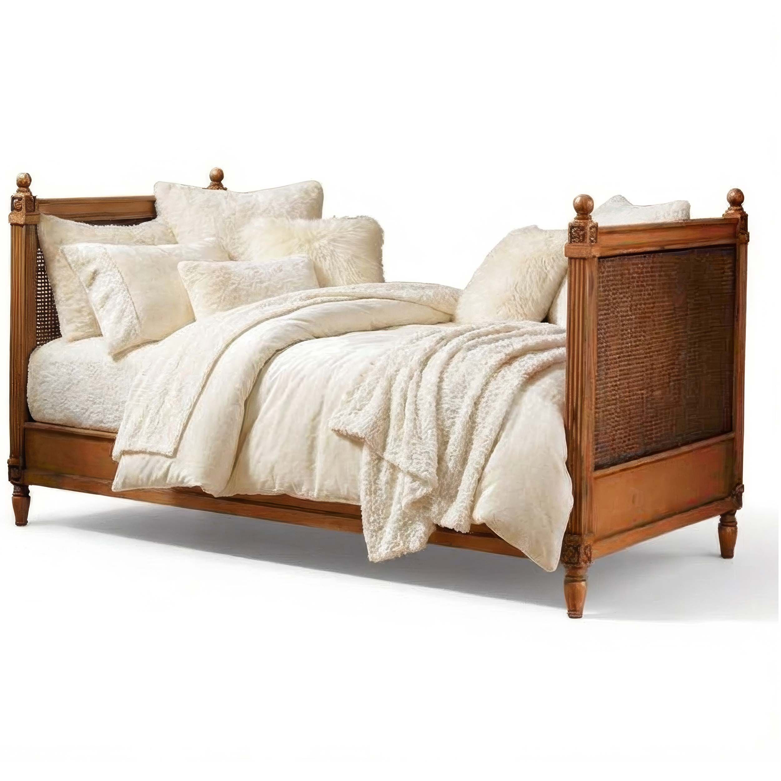 Margeaux Daybed