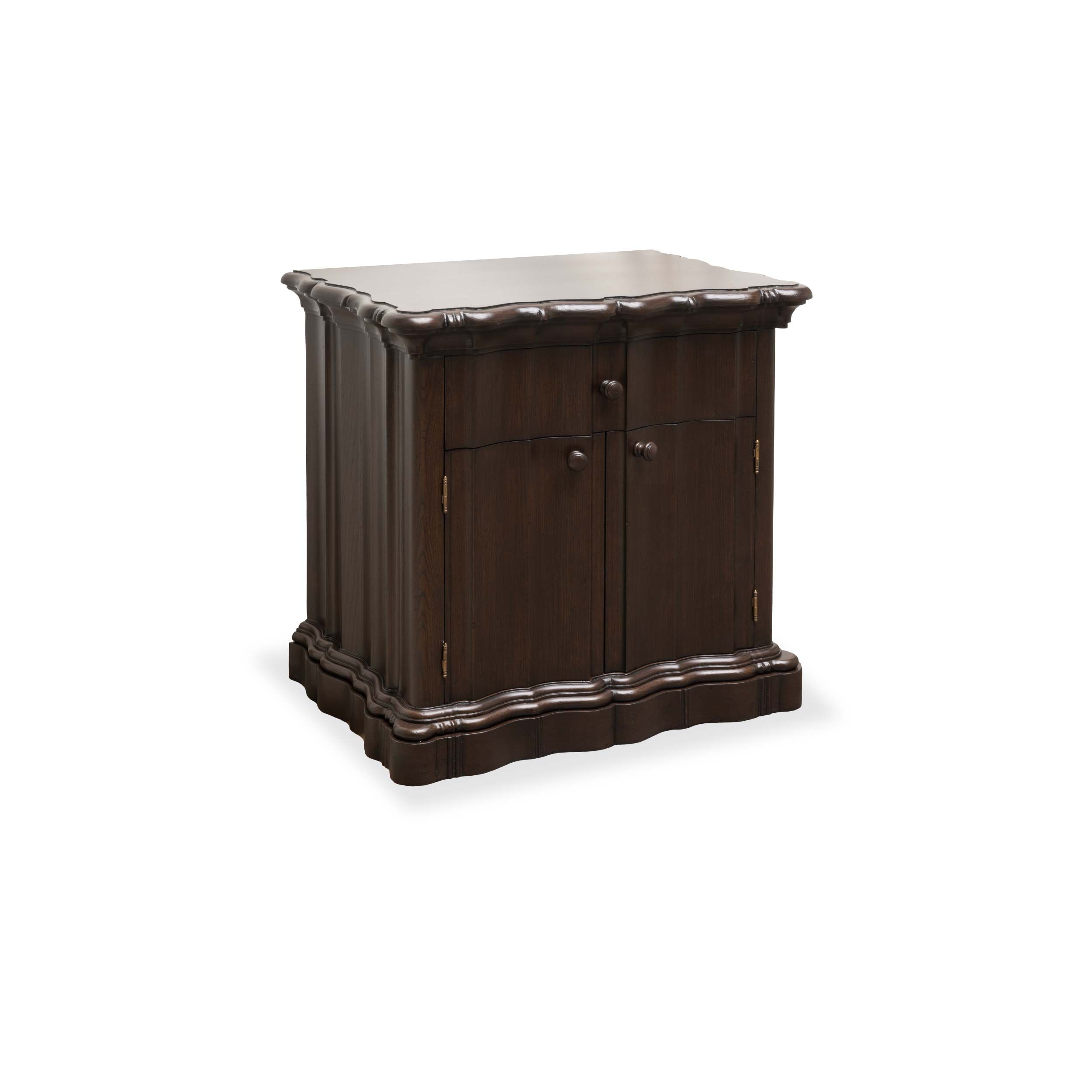Blanche Chest