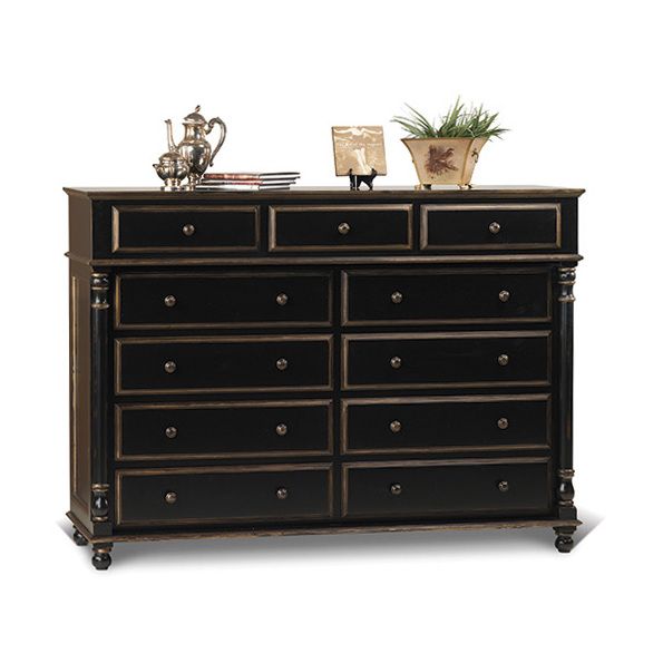 Nikolei Chest