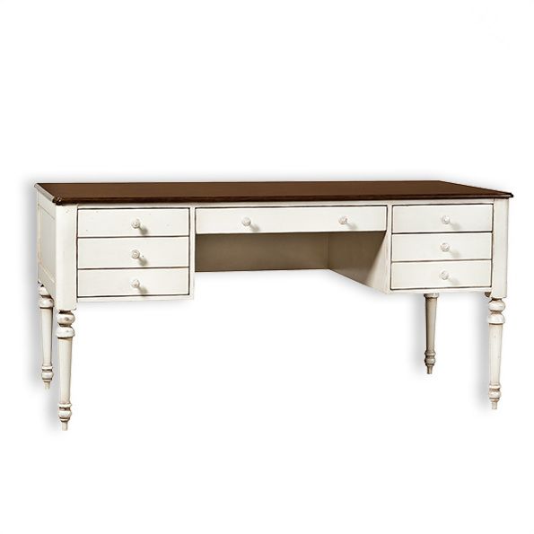 Makayla Desk