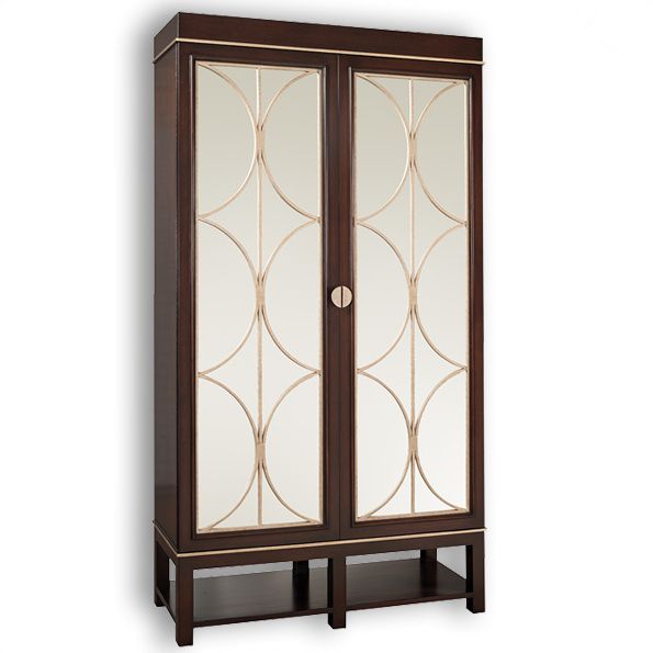 Alexas Cabinet