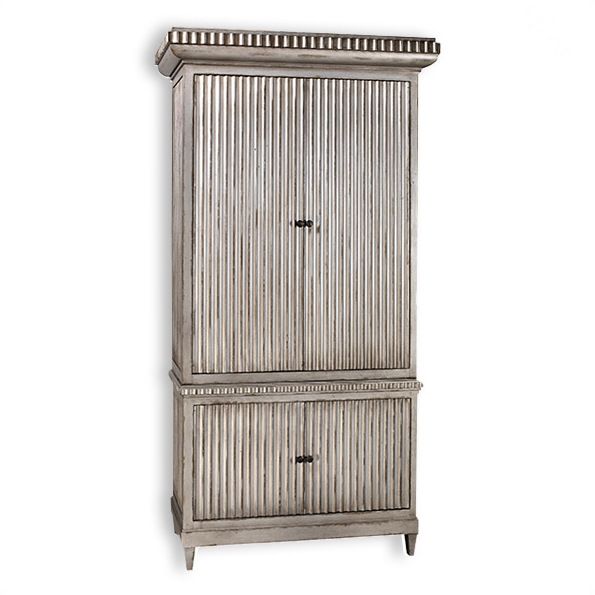 Erin Armoire