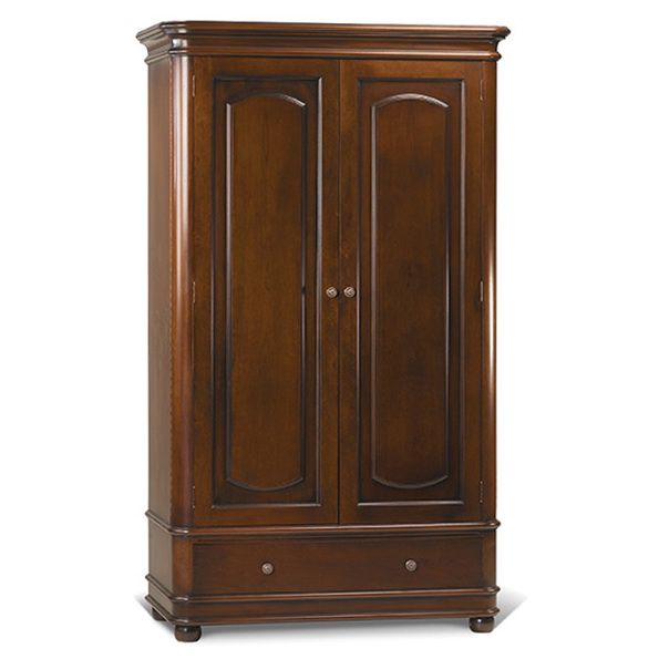Eva Armoire