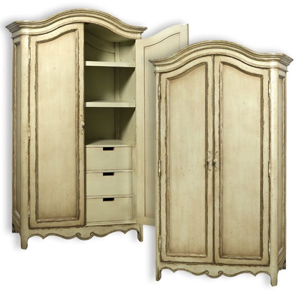 Giovanni Armoire
