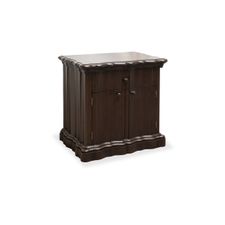 Blanche Chest