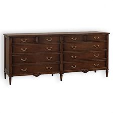 Vanessa Chest