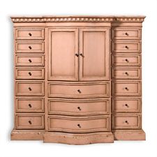 Delilah Media Cabinet