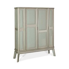 Kolehayes Armoire